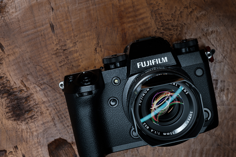 FUJIFILM X-H1 は FUJINON 単焦点レンズ群の使い勝手を飛躍的に上げて 