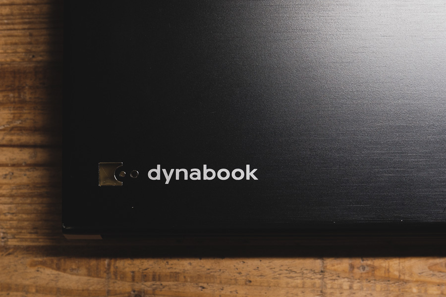 ゴロ寝用ノートパソコン dynabook R734 を購入してみたけど失敗だった 
