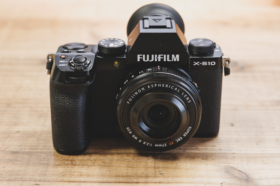 購入レビュー】XF27mmF2.8 R WR を発売日に購入したので