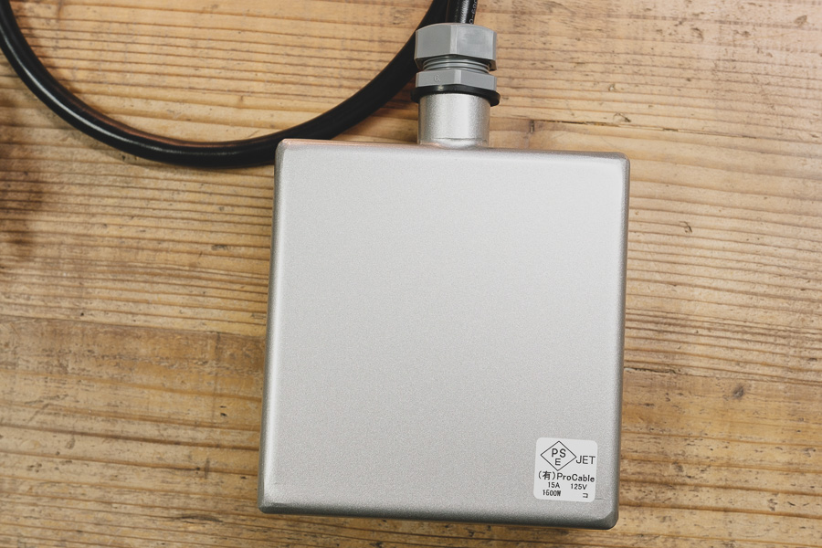 【新品同様】S.M.S.L D400EX (FURUTECH電源ケーブル付) DAC S.M.S.L製 D400EXを買いました | ジャック2世のブログ