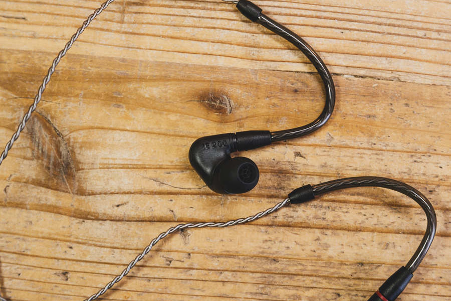 都内で IE200 限定セール】SENNHEISER & 純正4.4mmケーブル まくれる イヤホン