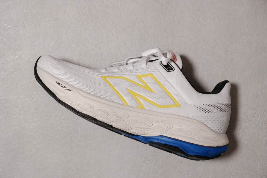 【美品】New Balance Fresh Foam 860 ランニングシューズ 最近のランニング用シューズって凄いな！【New Balance Fresh