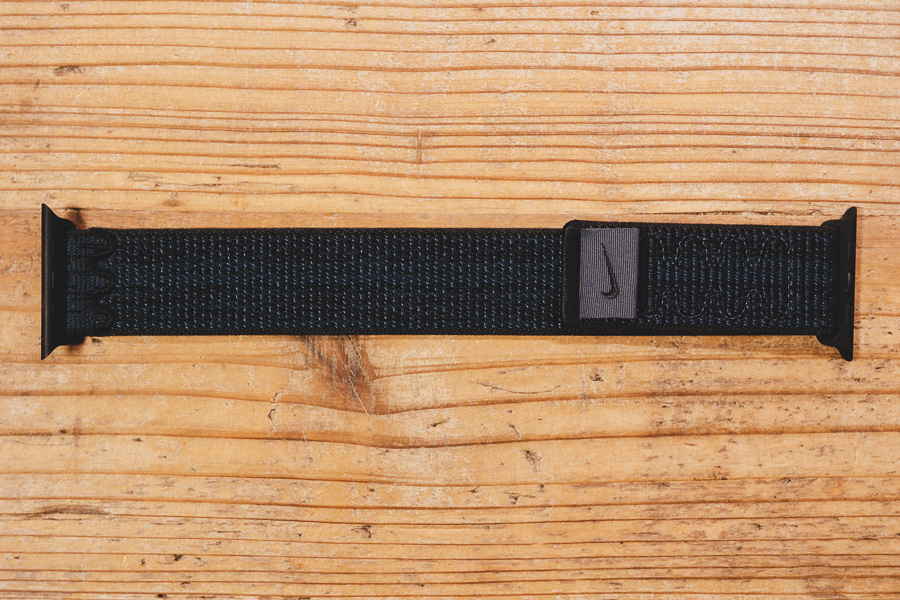 apple watch 45mm 用　Nikeスポーツループ ブラックブルー Genuine Apple Watch Nike Sport Loop Black Navy White Sequoia