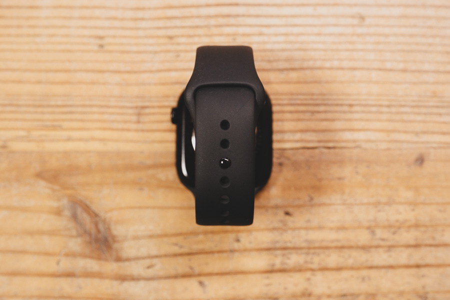 Apple Watch Series 10（46mm）用に「Nikeスポーツループ（ブラック