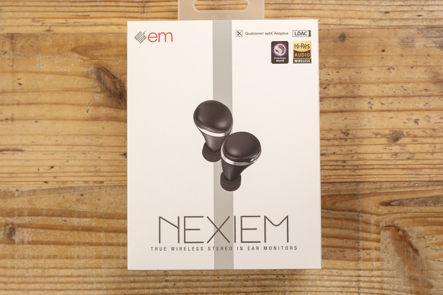 ★ em NEXIEM 完全ワイヤレスイヤホン 美品 外箱なし ★ クラファン】em NEXIEM（ネクシーム）が届いた！【完全