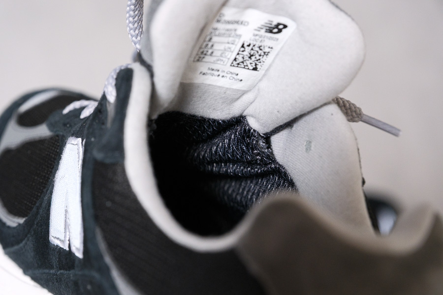 雨の日用スニーカーとして New Balance「2002RX GTX (M2002RXD)」を