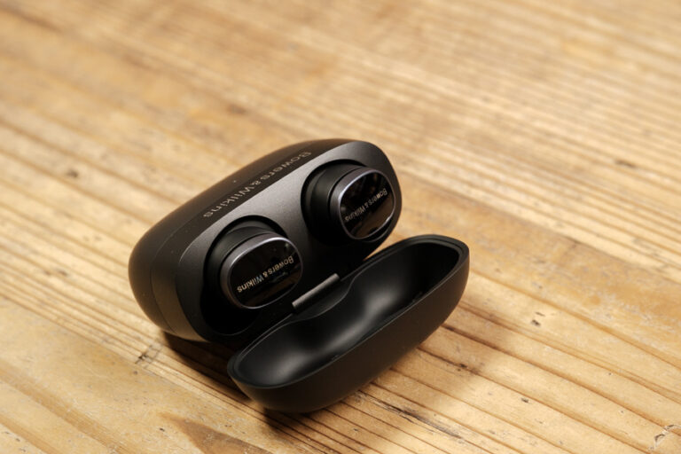 音質特化型「Bowers & Wilkins Pi8」がセールだったので購入