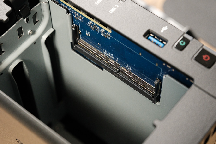 NAS】Synology DS225+ と 24TB HDD x2 を購入！【Synology DS118から